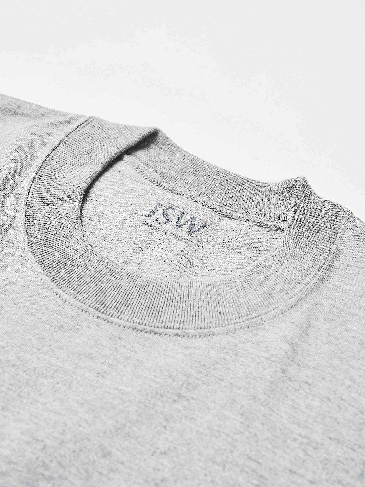 Basic T-shirt / Grey