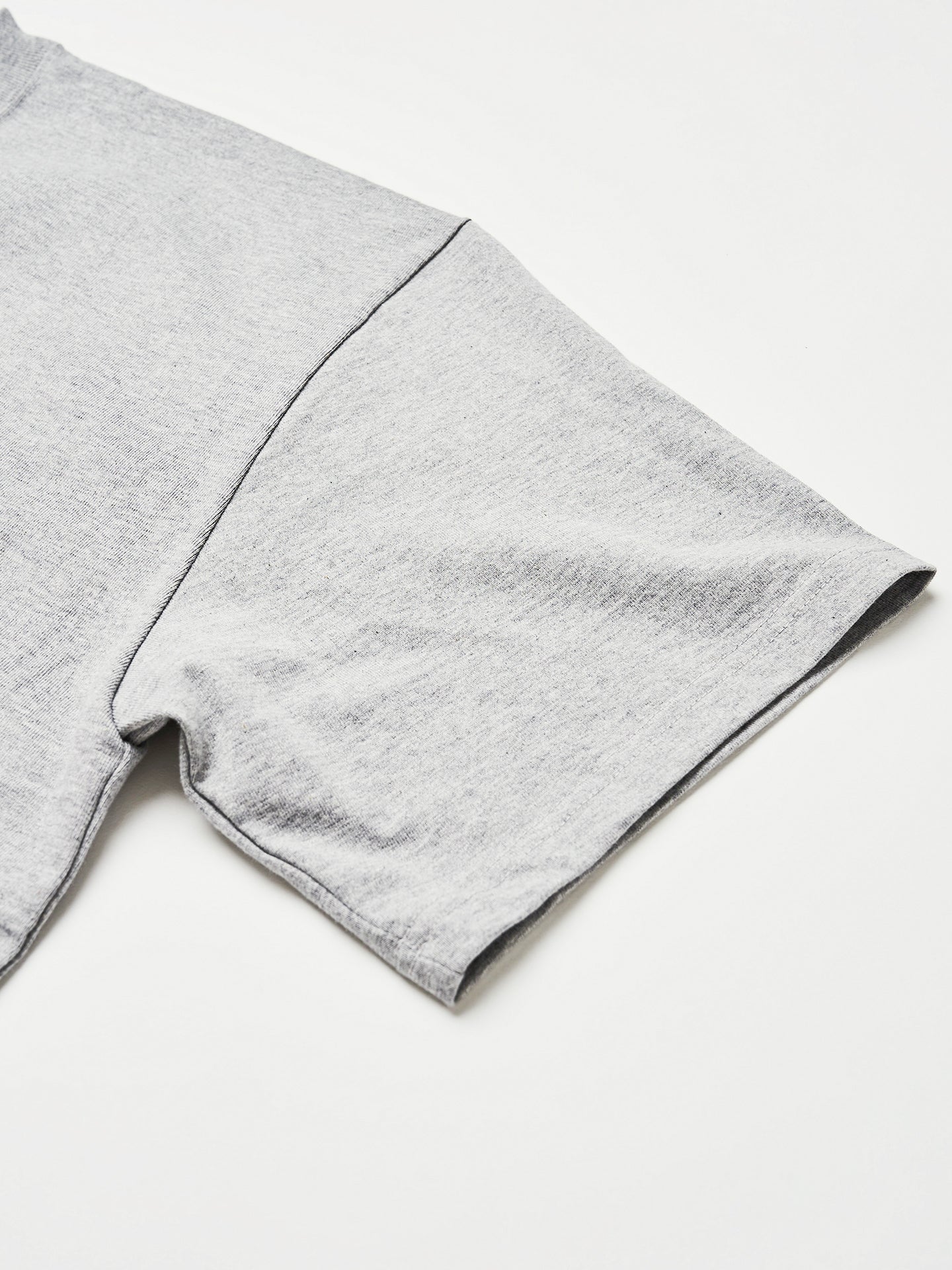 Basic T-shirt / Grey