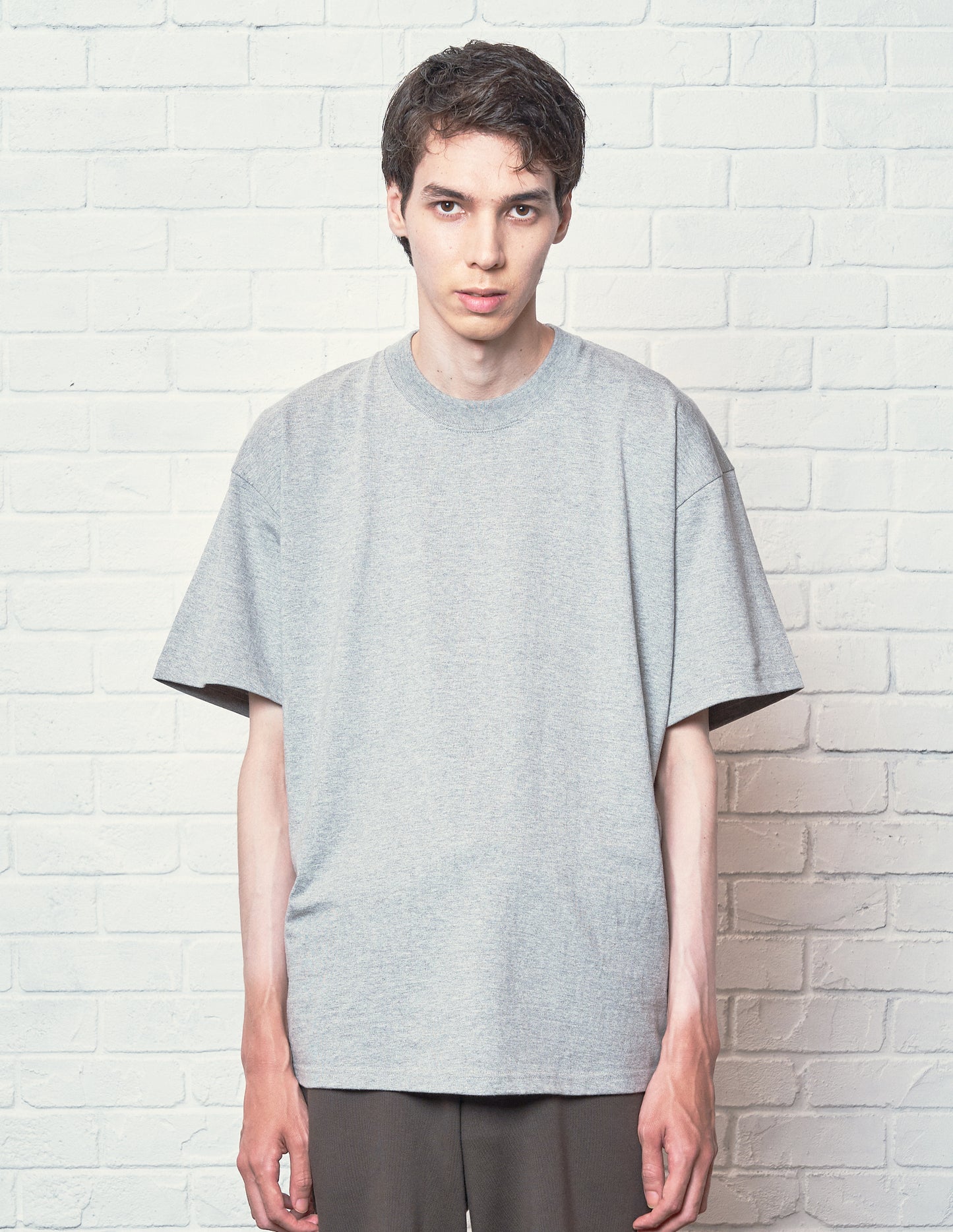 Basic T-shirt / Grey