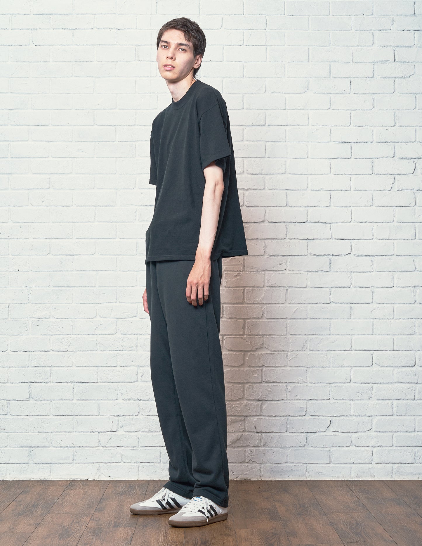 Premium T-shirt / Black