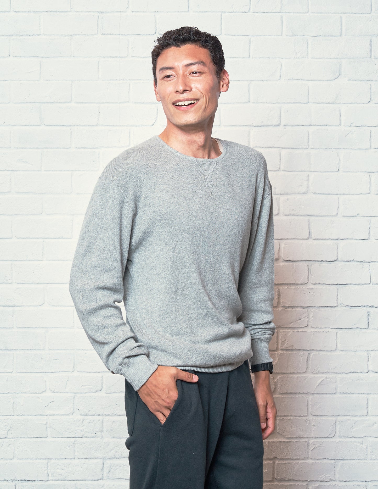 Crew neck Knit / Grey