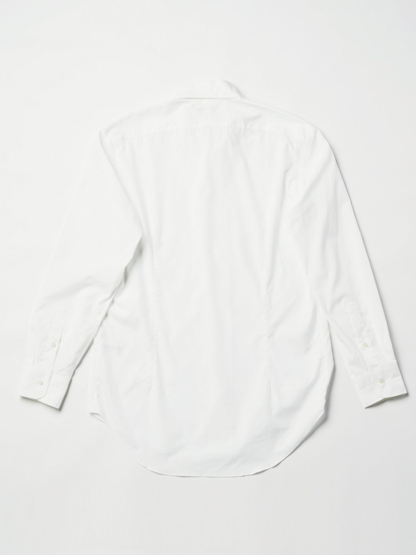 Button‐down Dress Shirt / White